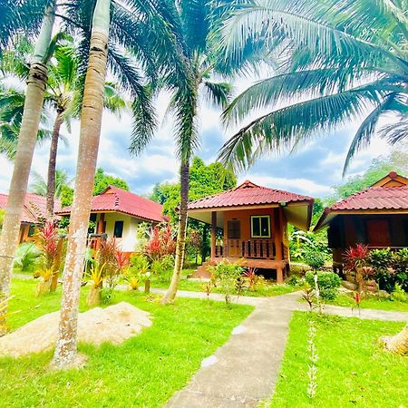 Khao Sok Nung House Hotel Khao Sok National Park Eksteriør billede