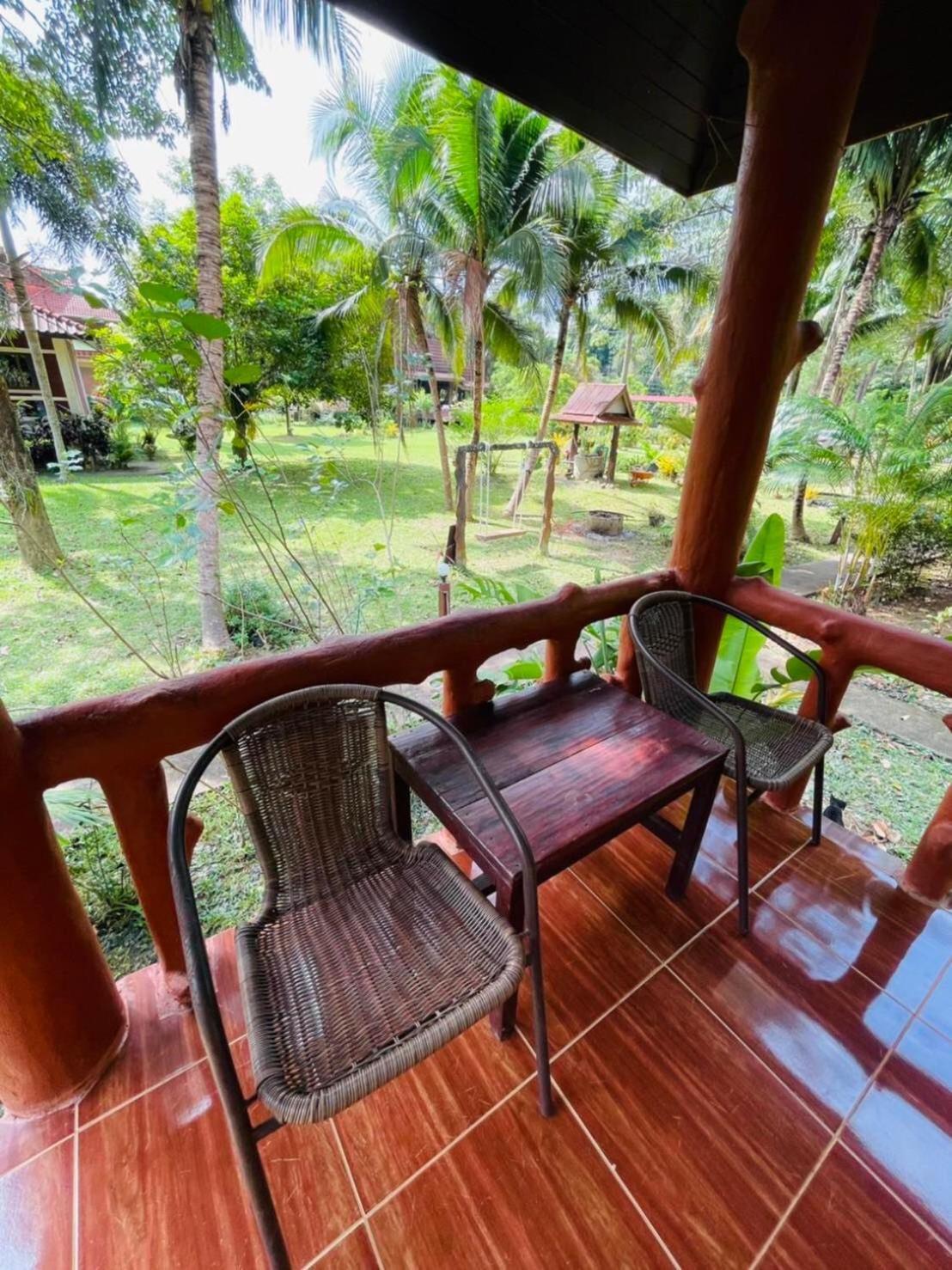Khao Sok Nung House Hotel Khao Sok National Park Eksteriør billede