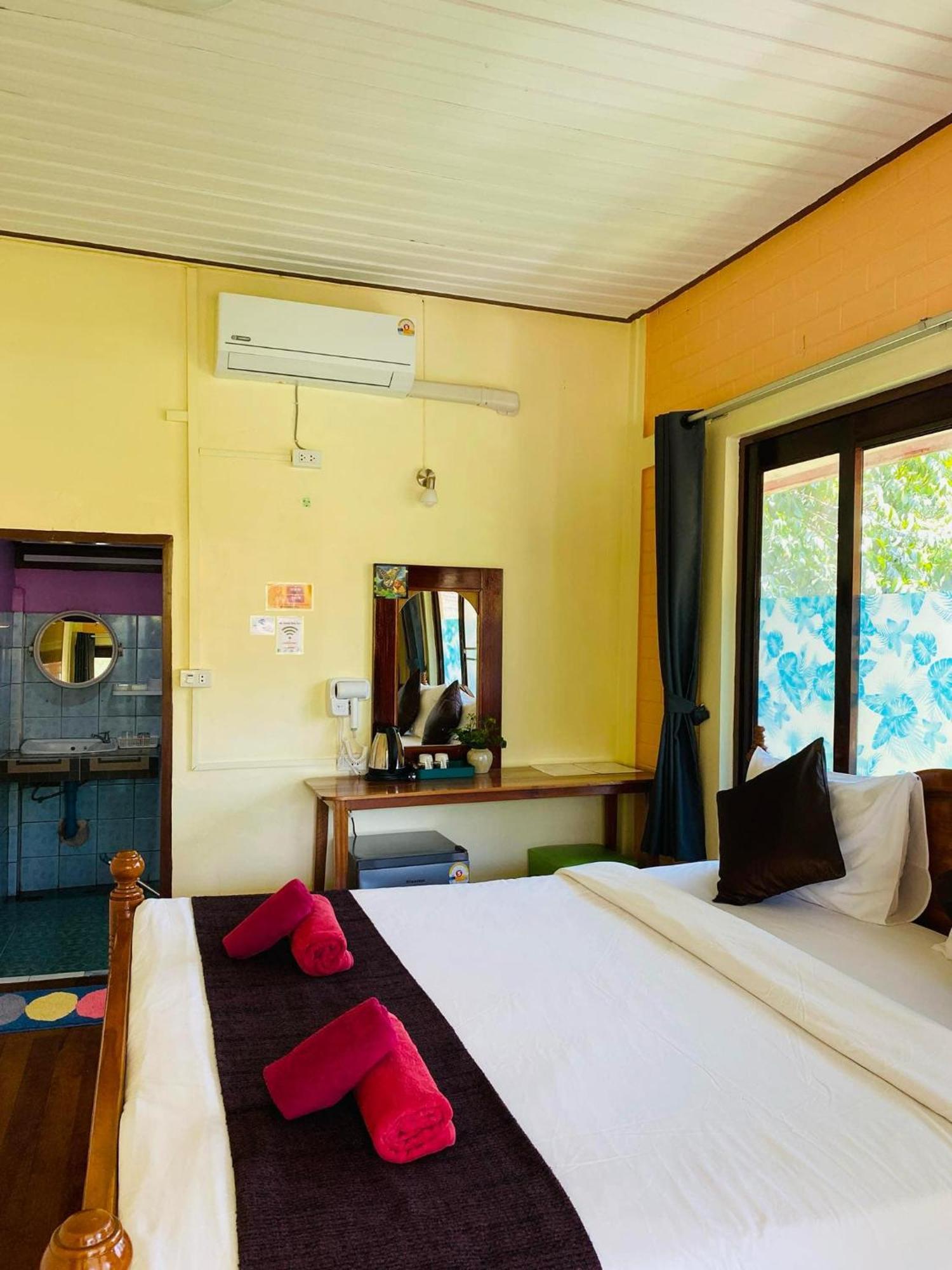Khao Sok Nung House Hotel Khao Sok National Park Eksteriør billede