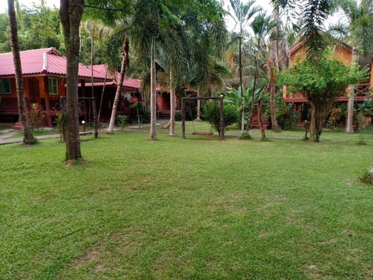 Khao Sok Nung House Hotel Khao Sok National Park Eksteriør billede